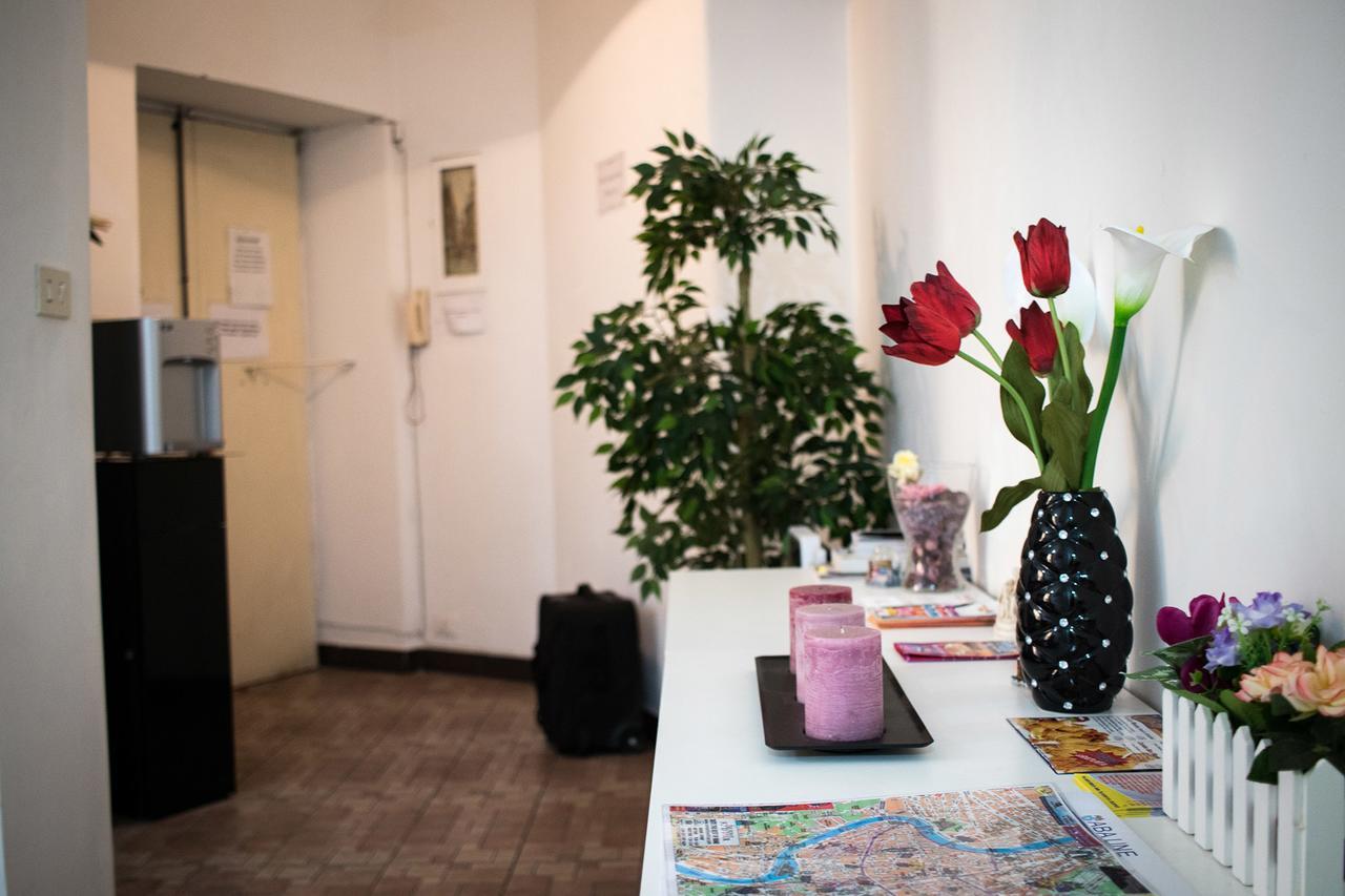 Hosting Flats Guesthouse Róma Kültér fotó