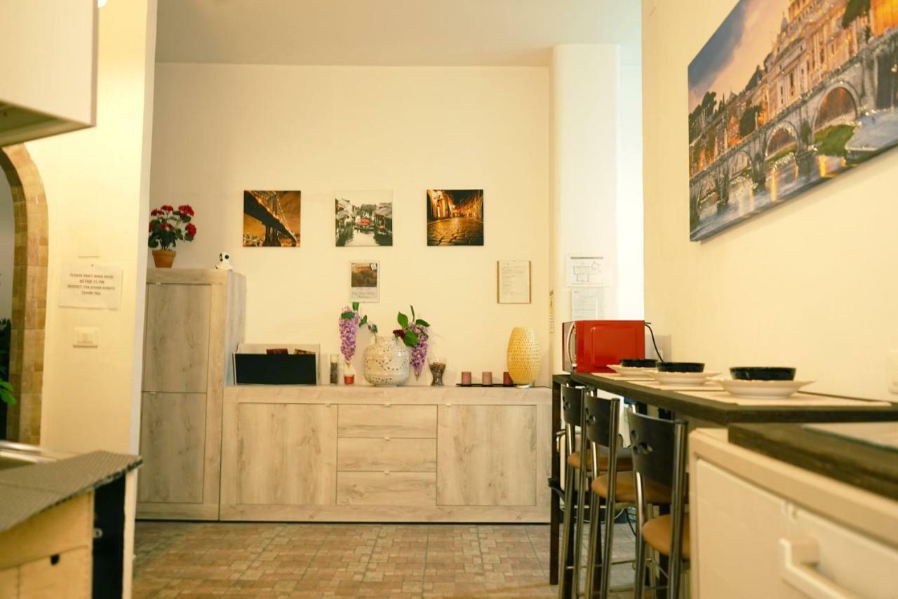 Hosting Flats Guesthouse Róma Kültér fotó